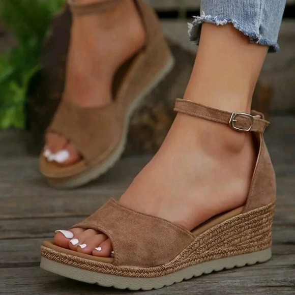 Casual And Stylish Women Peep Toe Wedges With Thick Soles - Picture 1 of 8
